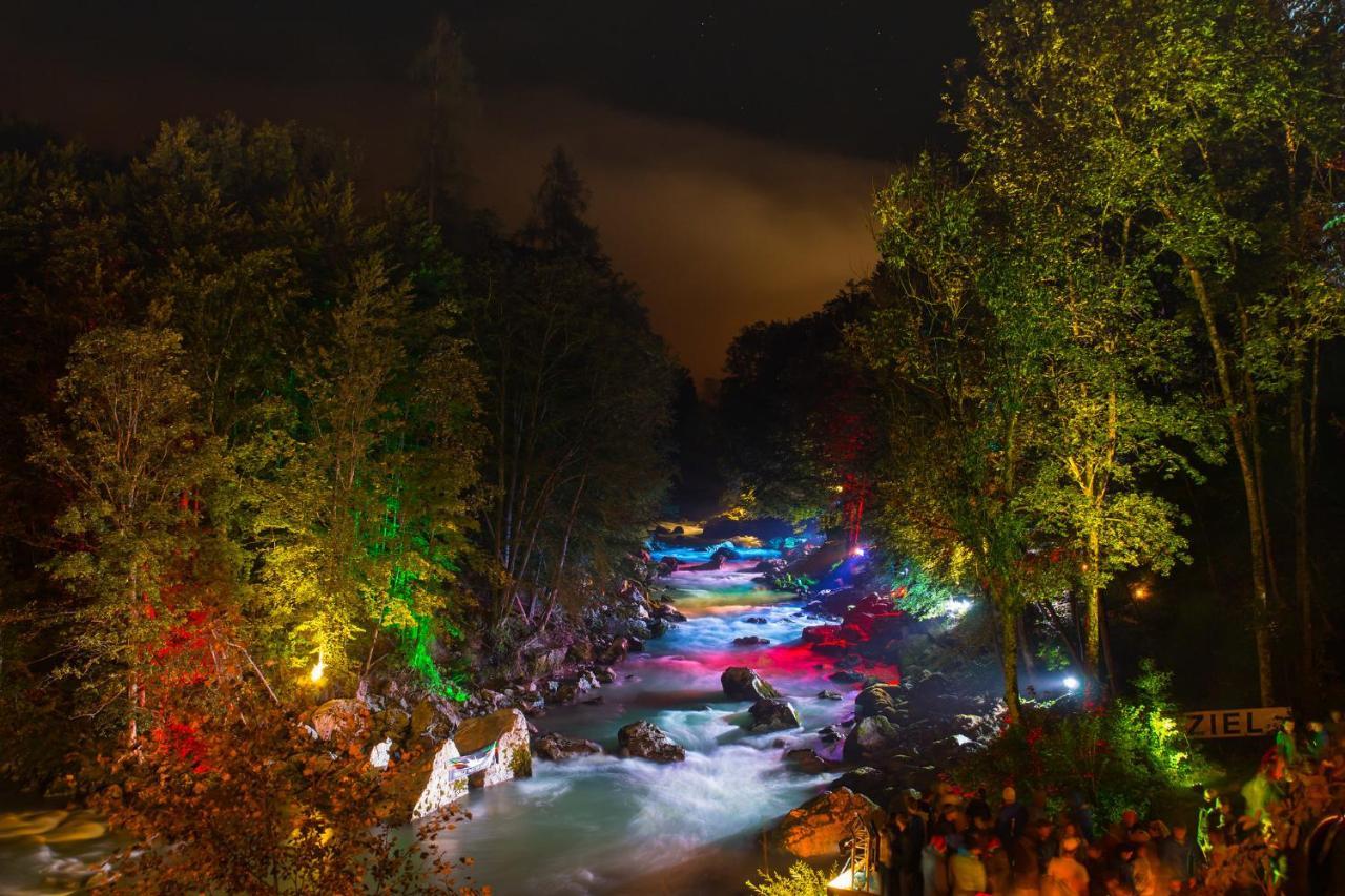 Schlosspark Grubhof - Mitterer Sankt Martin bei Lofer Bagian luar foto