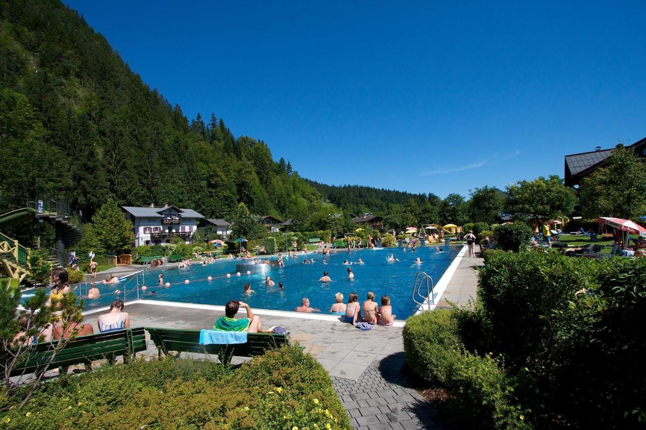 Schlosspark Grubhof - Mitterer Sankt Martin bei Lofer Bagian luar foto